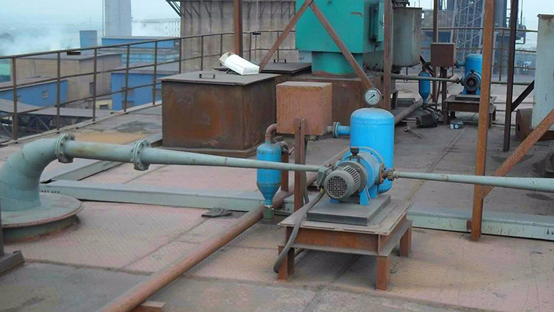 激波吹灰器